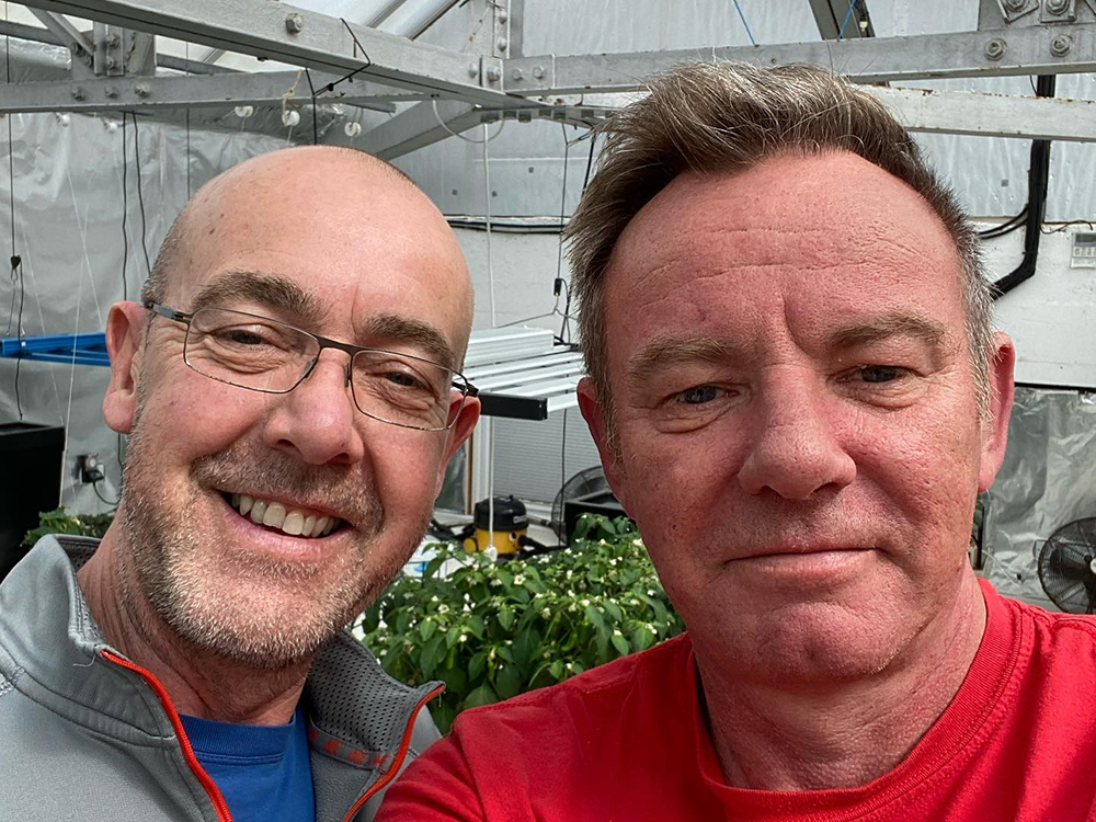 Hello you! Lance Turner of Tomato Revolution visits AutoPot MD Jason Ralph-Smith at our HQ
