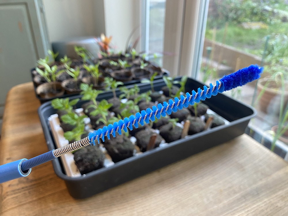 A bolt from the blue - the AutoPot Pipe Cleaner