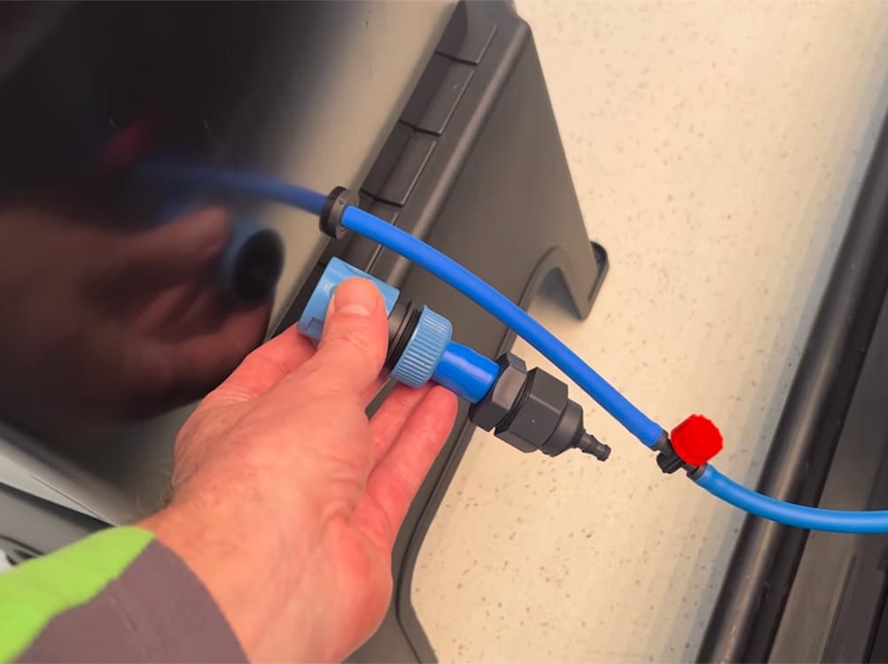 A connection is made! AQUAbox can either be hooked up to your own drilled-out reservoir using a grommet, or can attach to a ratchet-type tap using the click-fit filter - both parts are included